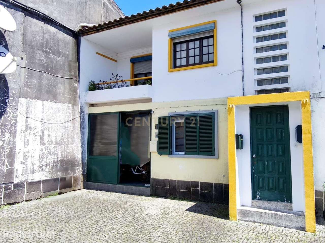 Apartamento T2 no centro da Vila da Povoação, excelente oportunidade d - Grande imagem: 2/18