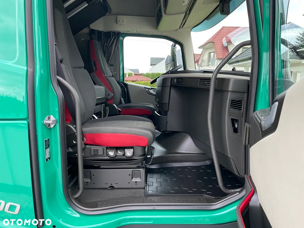 Volvo FH4 500XXL**2018/19**STANDARD**SALON POLSKA** - 18