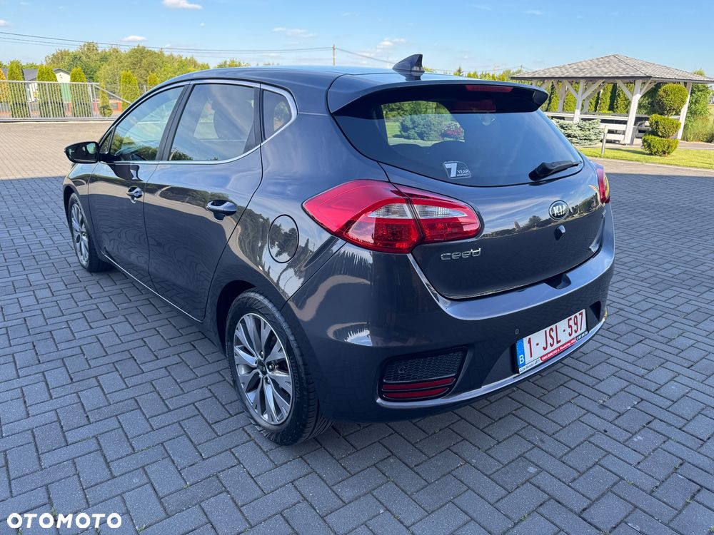 Kia Ceed 1.4 L Business Line - 4