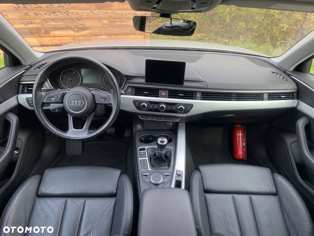 Audi A4 Limousine 2.0 TDI DPF S line Sportpaket - 7