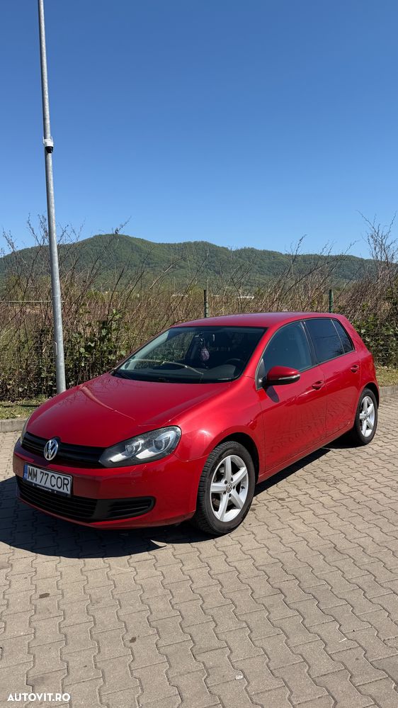 Volkswagen Golf 1.6 TDI DPF BlueMotion - 1