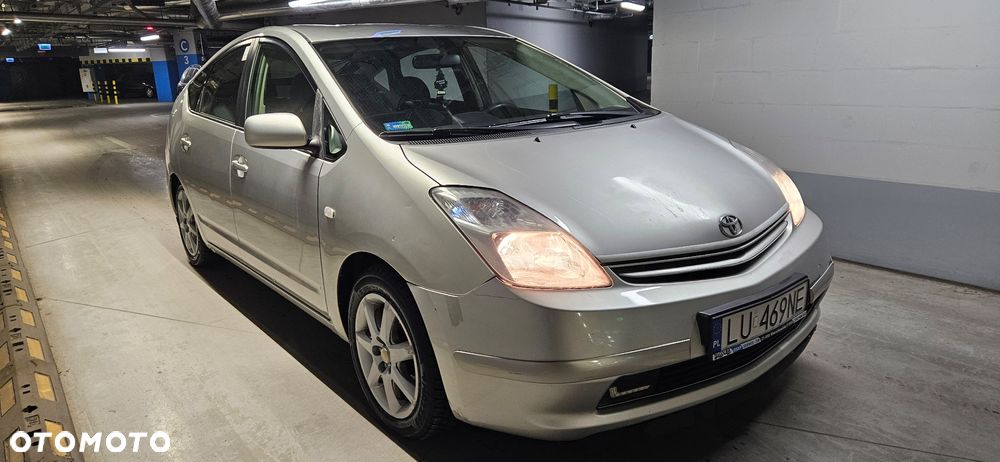 Toyota Prius 1.5 VVT-i Sol - 3