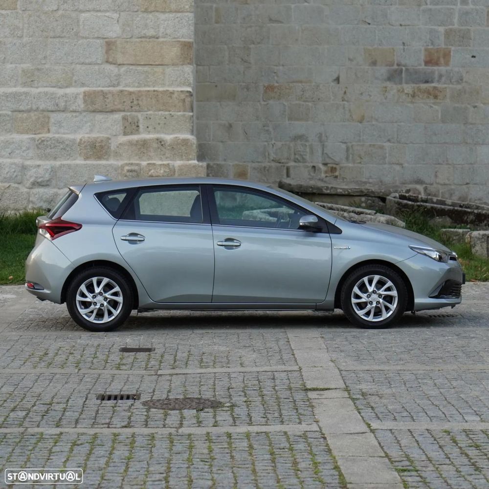 Toyota Auris 1.8 HSD Active - 5