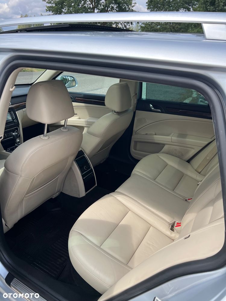 Skoda Superb 2.0 TDI 4x4 Elegance DSG - 10
