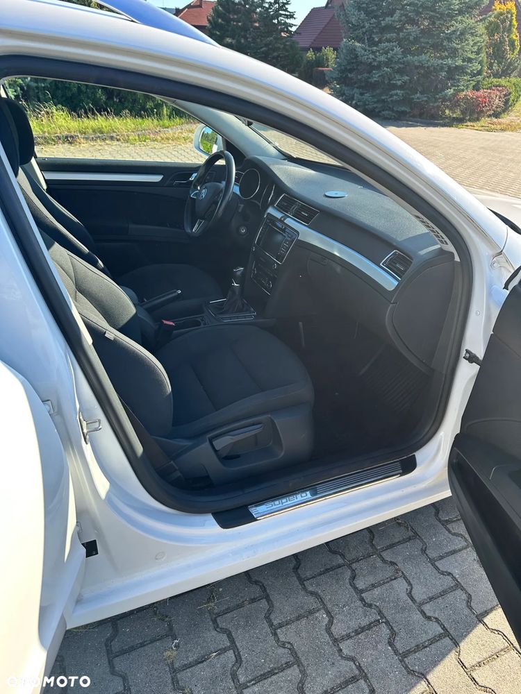 Skoda Superb 2.0 TDI Ambition - 12