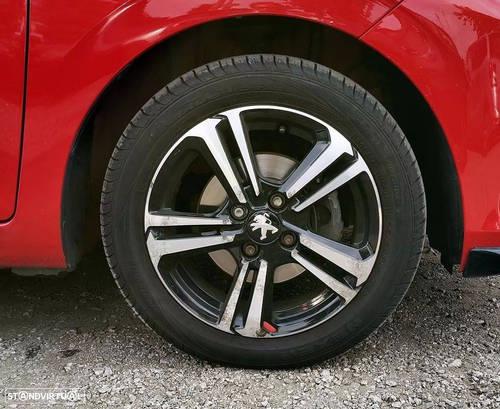 Peugeot 108 1.2 PureTech Allure - 23