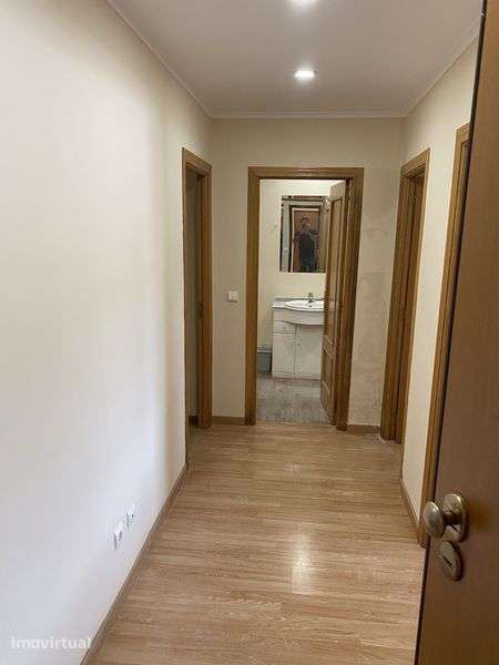 Apartamento T2 Alpiarca - Grande imagem: 5/8