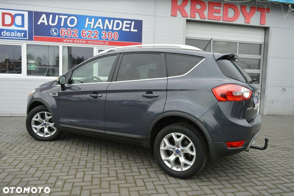 Ford Kuga 2.0 TDCi 2x4 Titanium - 10