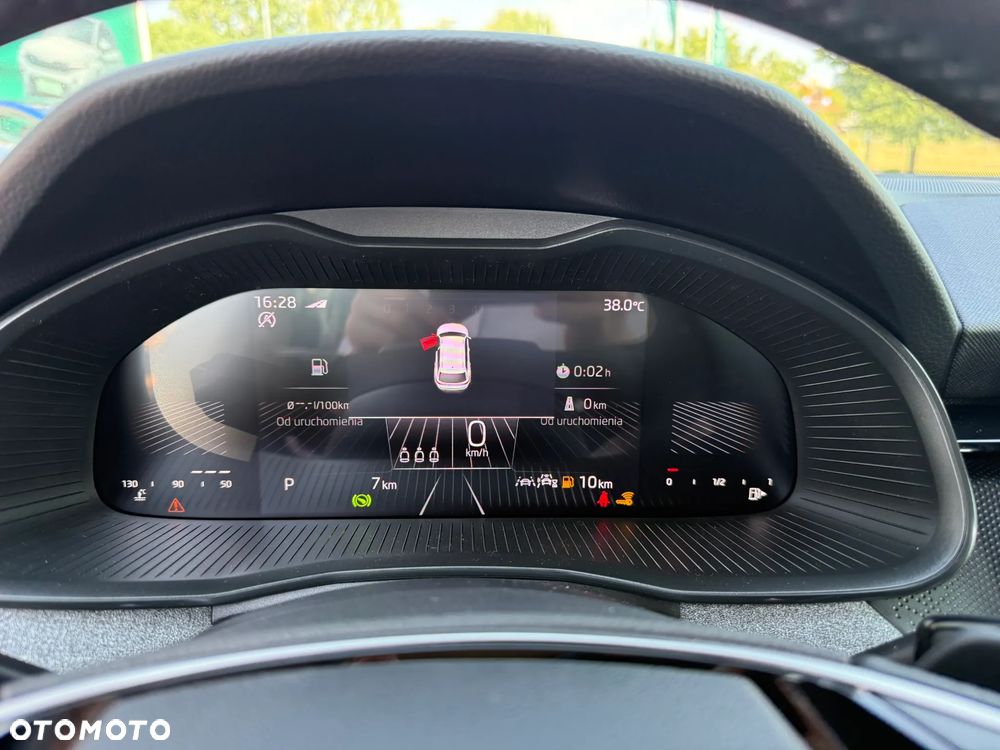 Skoda Kamiq 1.5 TSI Drive DSG - 10