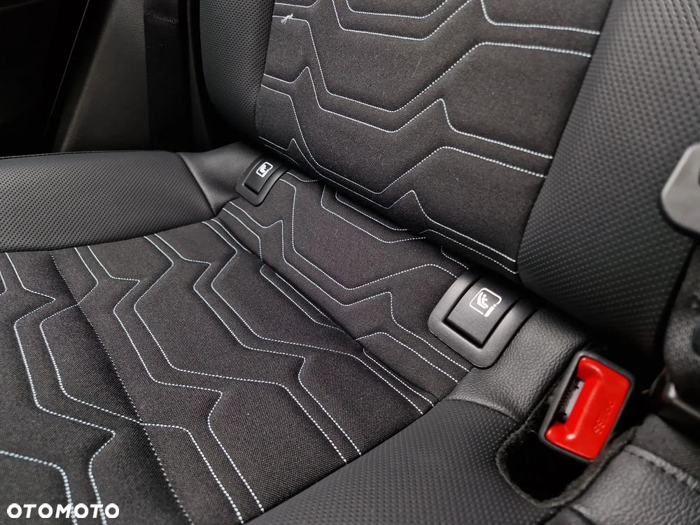 Kia XCeed 1.6 T-GDI Tribute DCT - 31