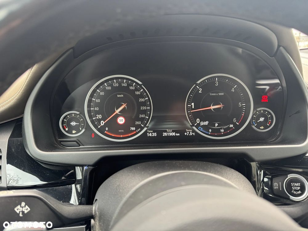 BMW X6 xDrive40d - 11