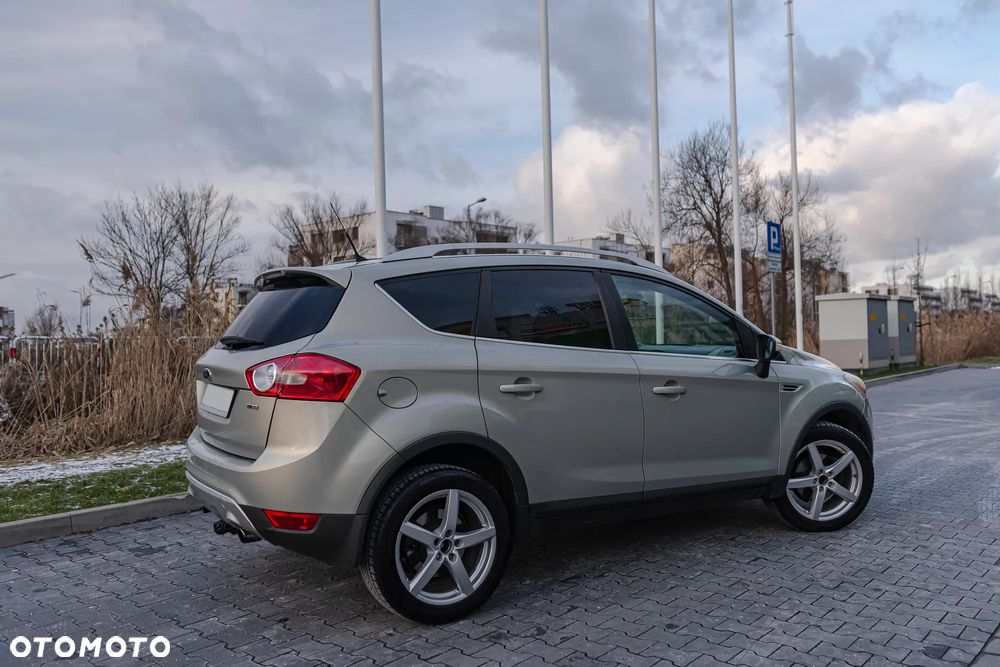 Ford Kuga 2.0 TDCi 4x4 Titanium - 19