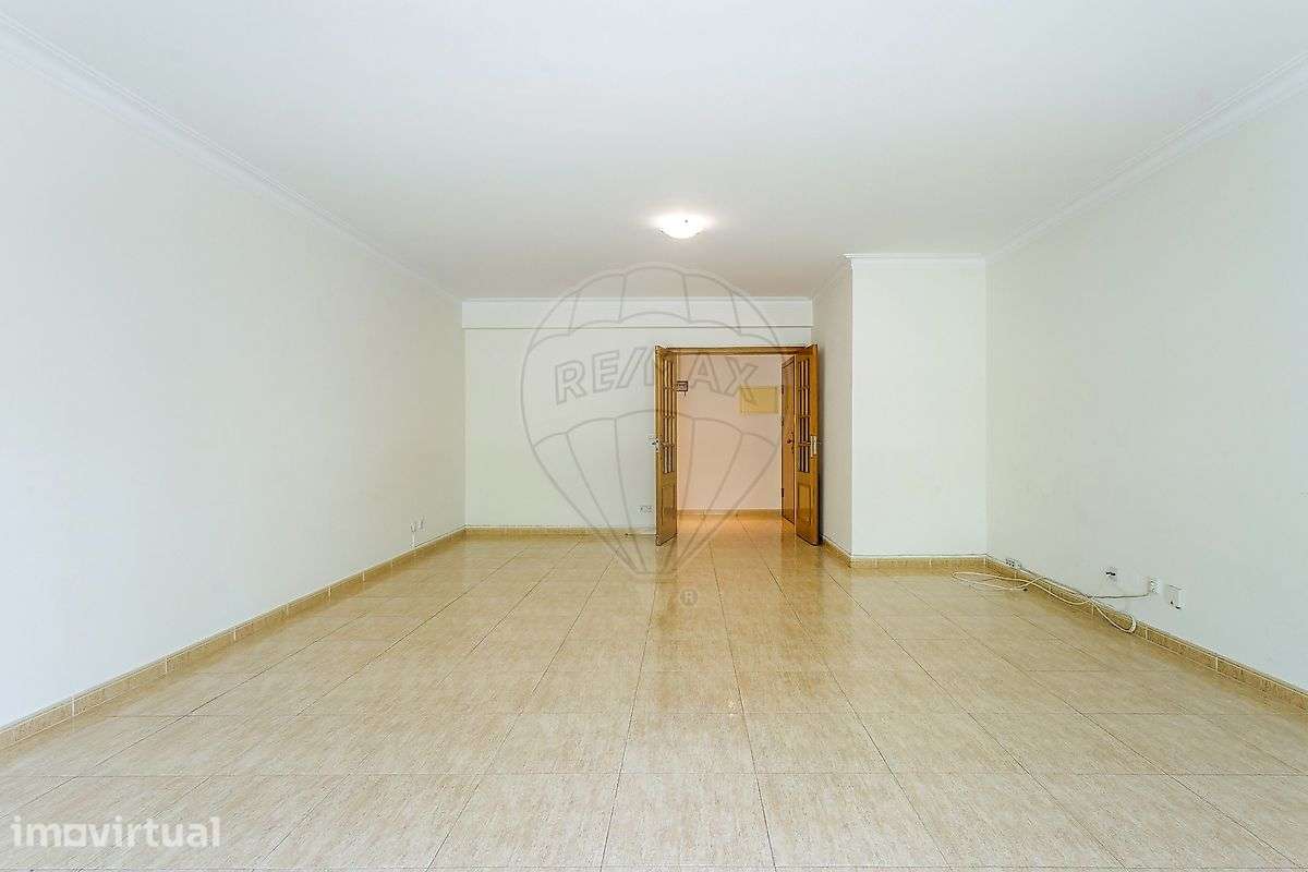 Apartamento T2 para arrendamento - Grande imagem: 4/15