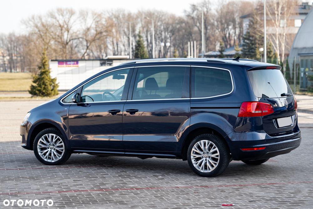 Volkswagen Sharan 2.0 TDI DSG Blue Motion Highline - 3