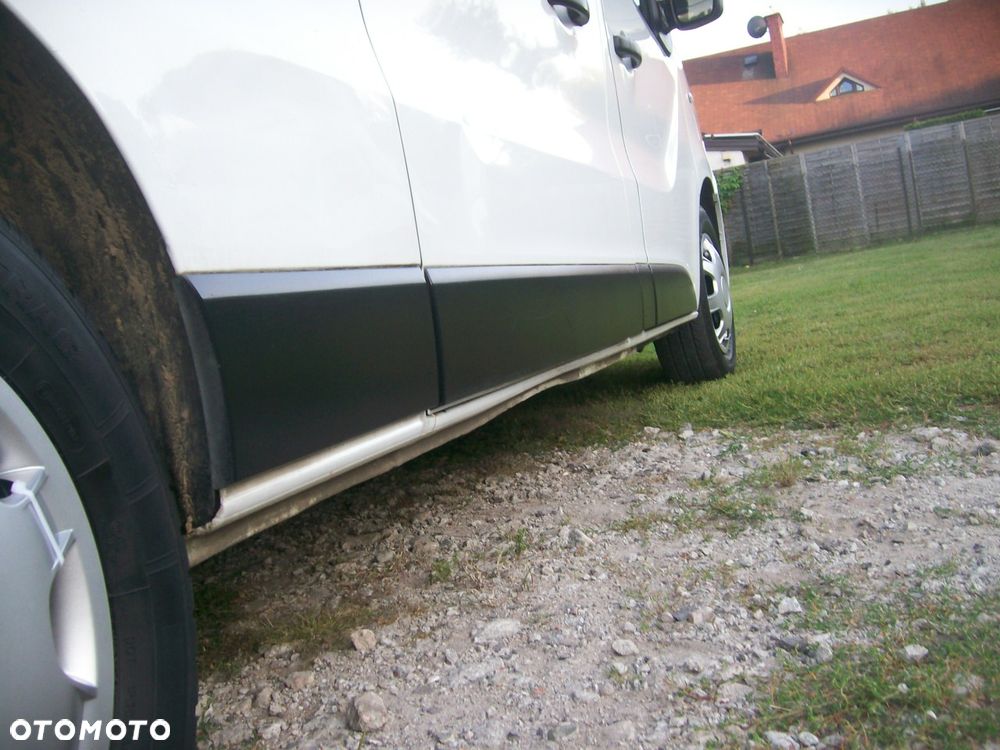 Renault Trafic - 15