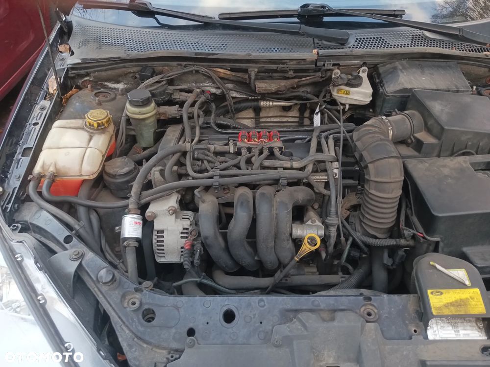 Ford Focus 1.6 Ambiente - 16