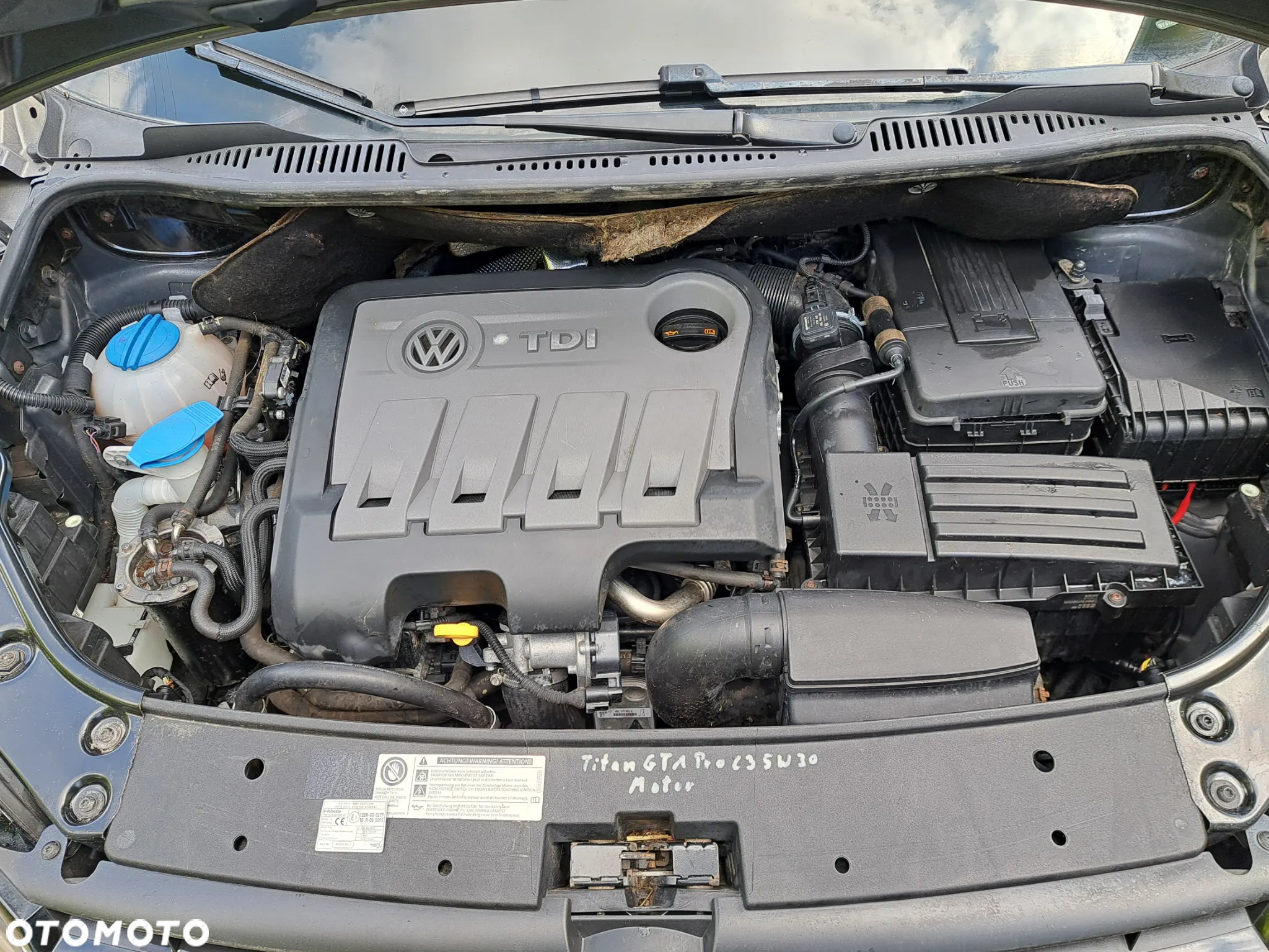 Volkswagen Touran 1.6 TDI DPF Comfortline DSG - 9