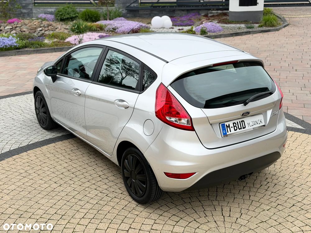 Ford Fiesta - 16