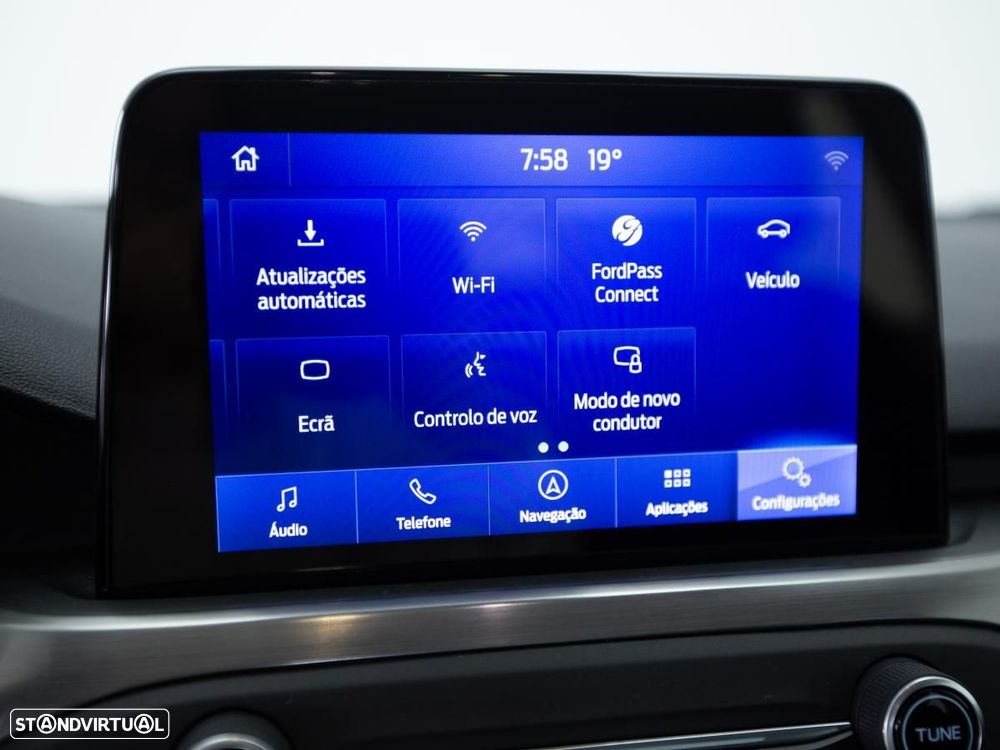 Ford Focus 1.5 TDCi EcoBlue Titanium - 24