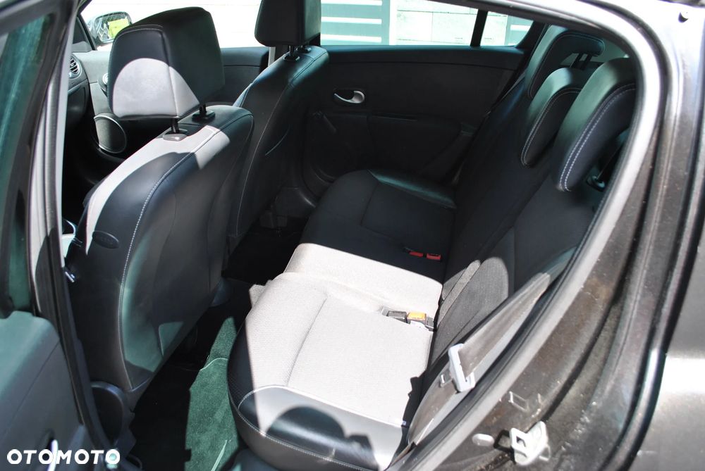 Renault Clio 1.2 16V Exception - 14