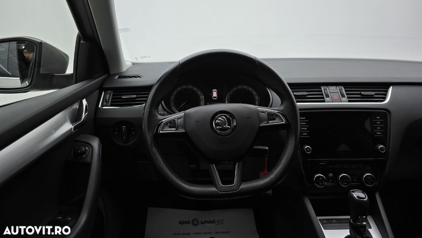 Skoda Octavia - 15