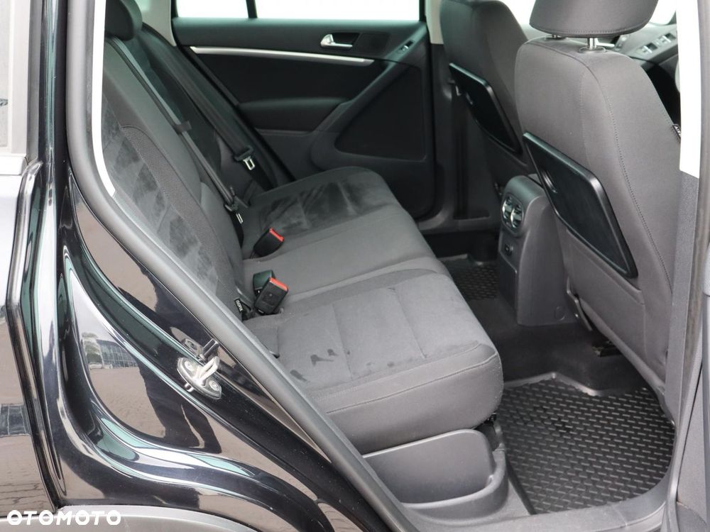 Volkswagen Tiguan - 7