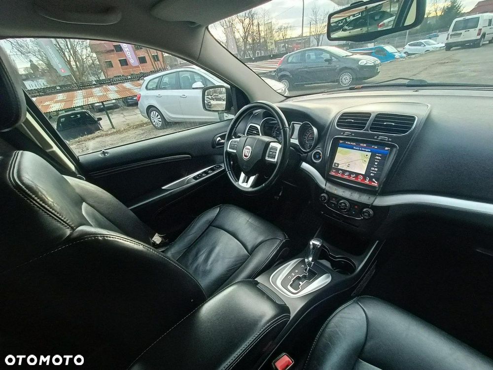 Fiat Freemont 2.0 Multijet 16V DPF Automatik Allrad Black Code - 28