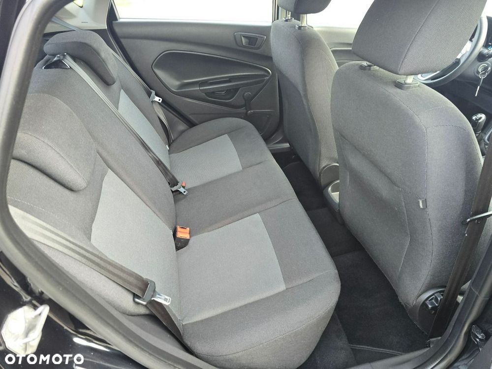 Ford Fiesta - 19