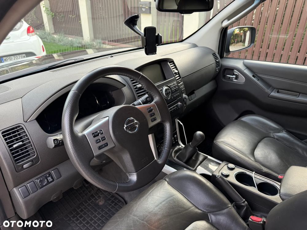 Nissan Pathfinder - 19