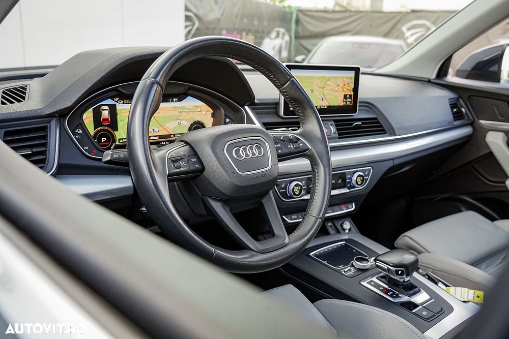 Audi Q5 55 TFSIe quattro S tronic S line - 24