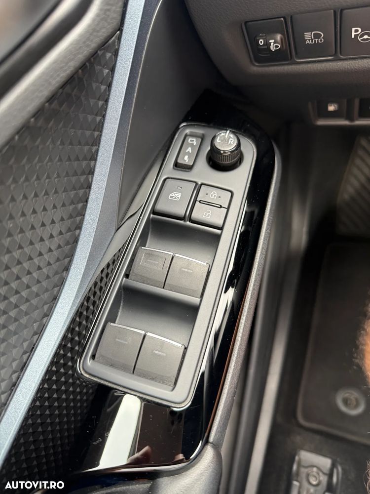 Toyota C-HR 2.0 HSD 184 CP 4x2 CVT Style - 14