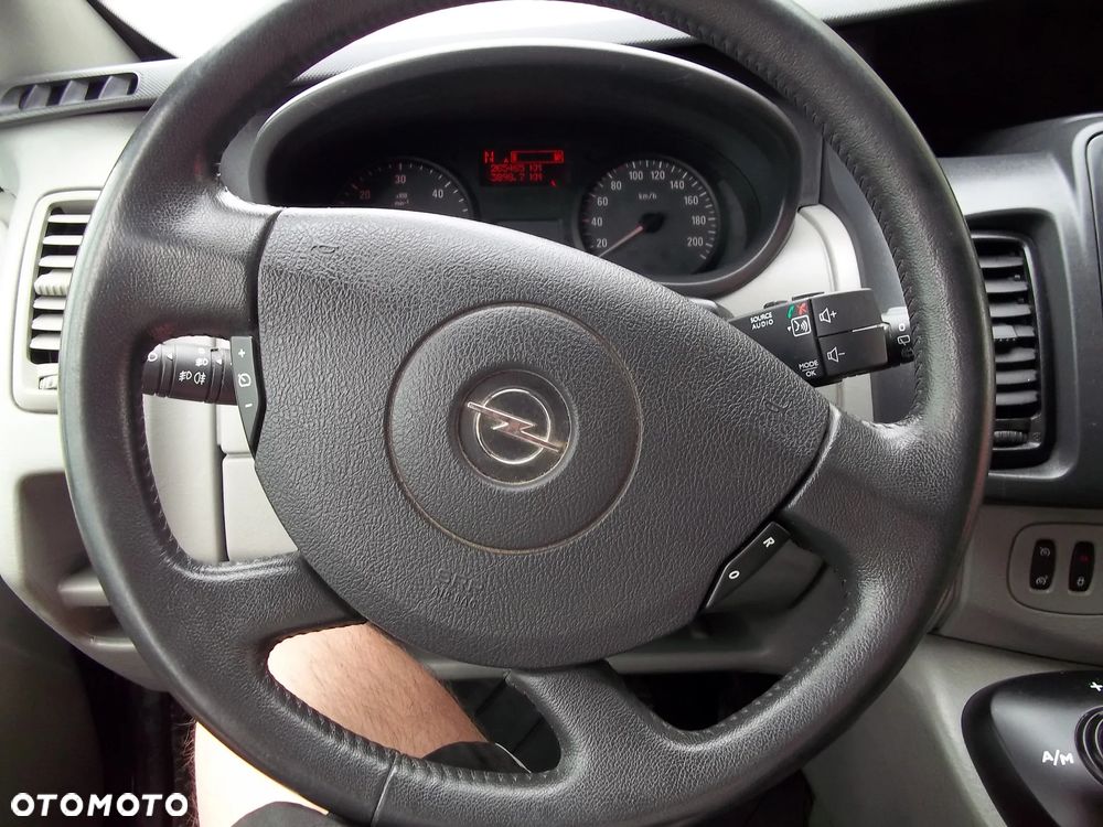 Opel Vivaro L1H1 Easytronic Life Cosmo - 11