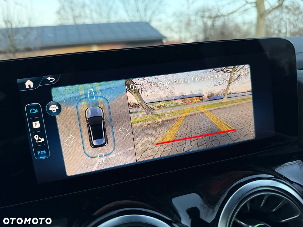 Mercedes-Benz GLA 200 7G-DCT AMG Line - 31