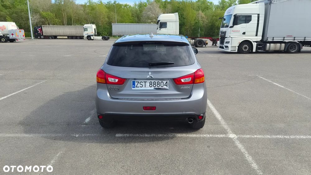 Mitsubishi ASX - 6