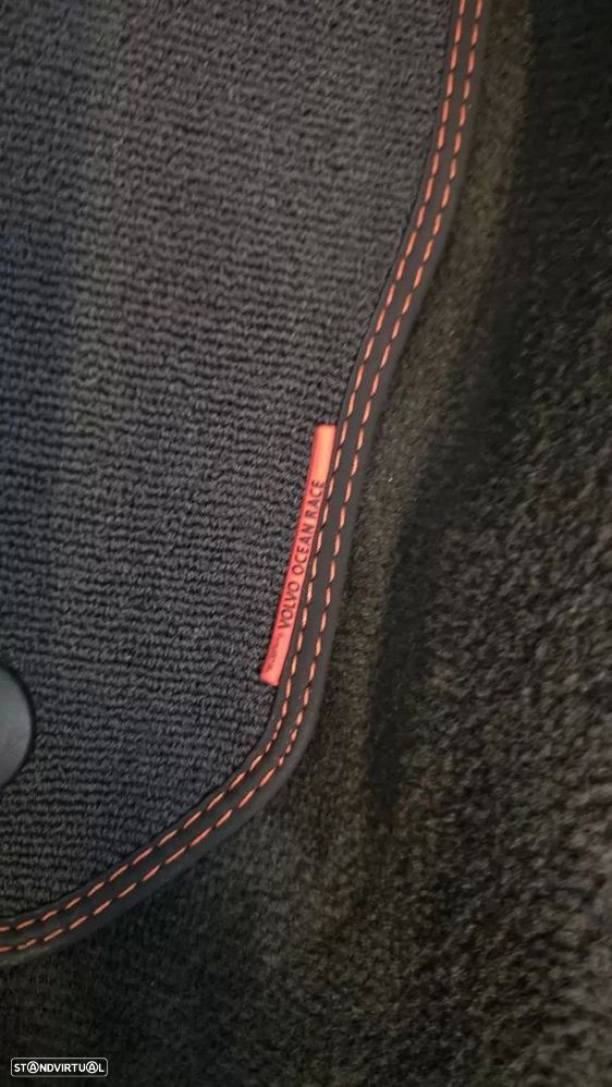 Volvo V60 2.0 D4 VOR - 52