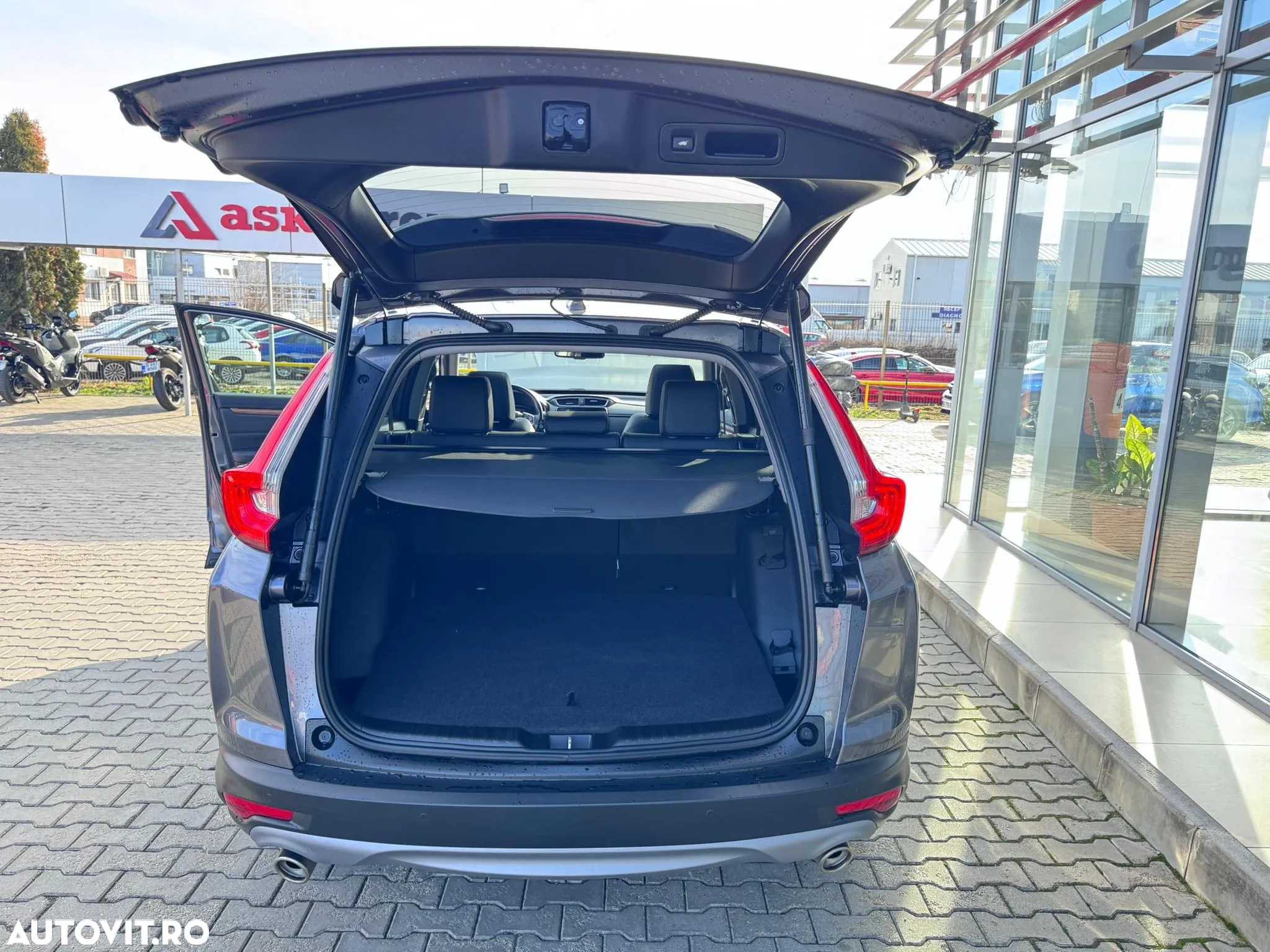 Honda CR-V 1.5 VTEC Turbo 4WD CVT Executive - 19