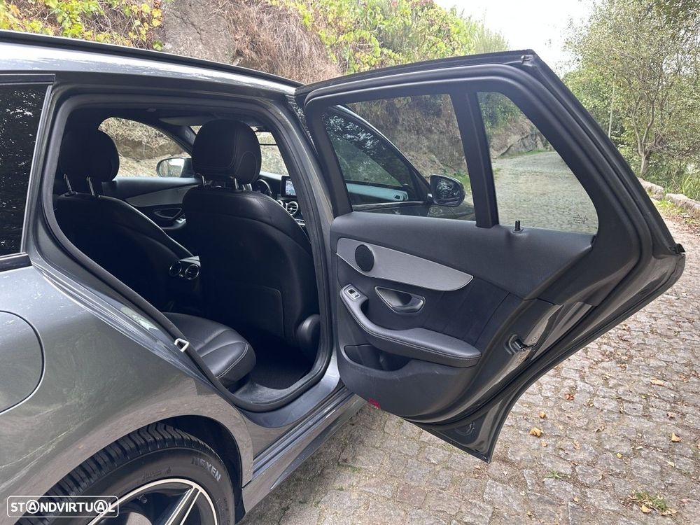 Mercedes-Benz C 220 d AMG Line - 24