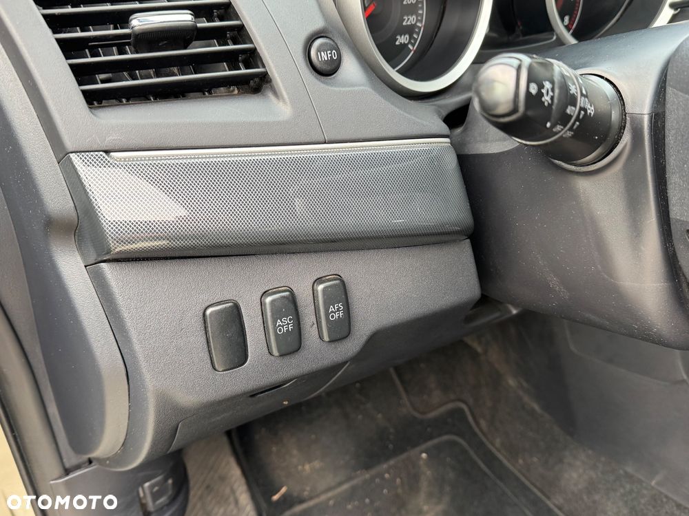 Mitsubishi Lancer 1.8 Invite - 28