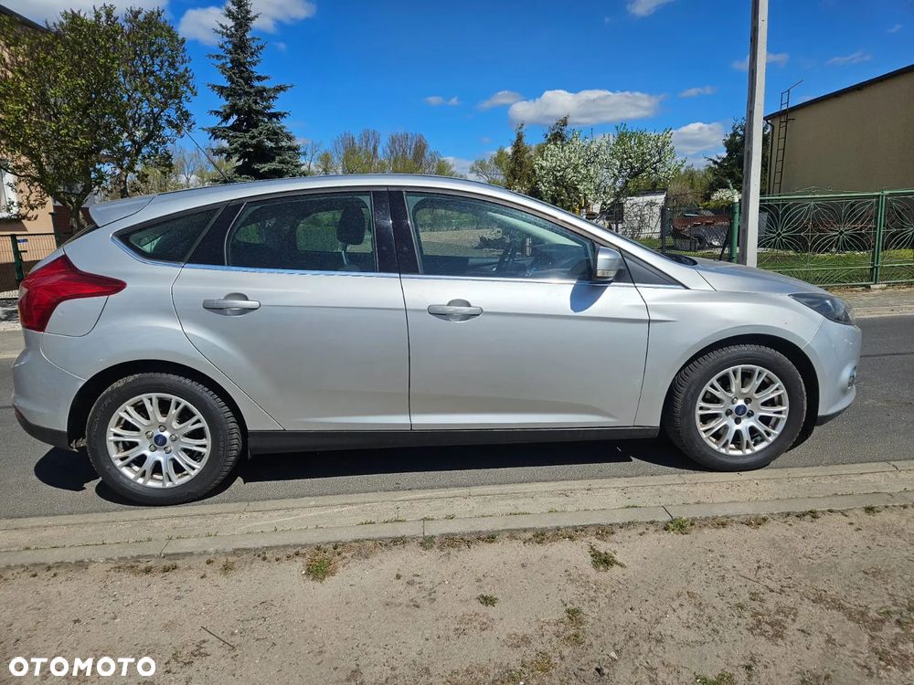 Ford Focus - 13