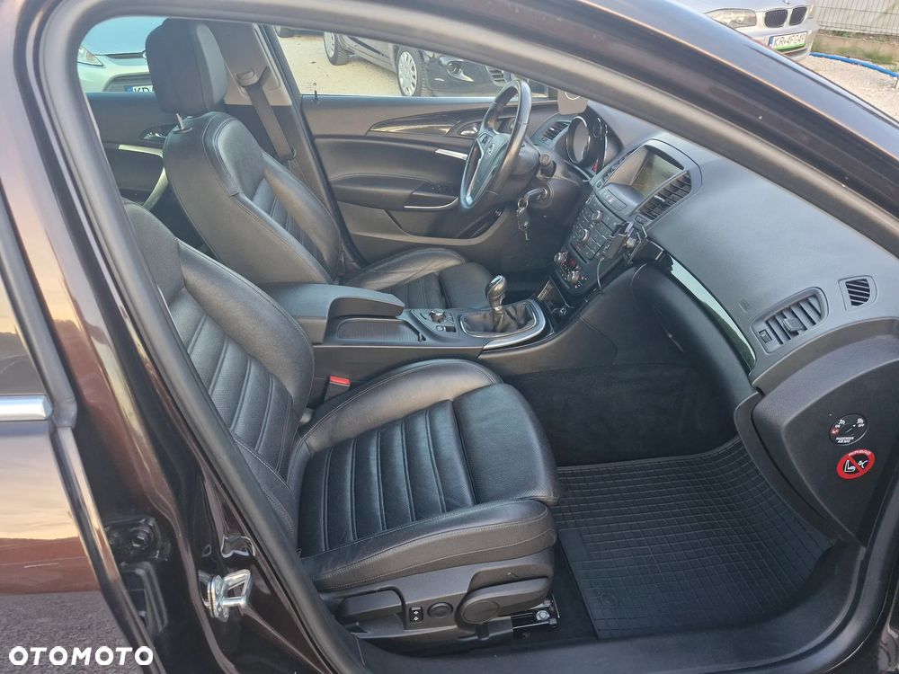 Opel Insignia - 23