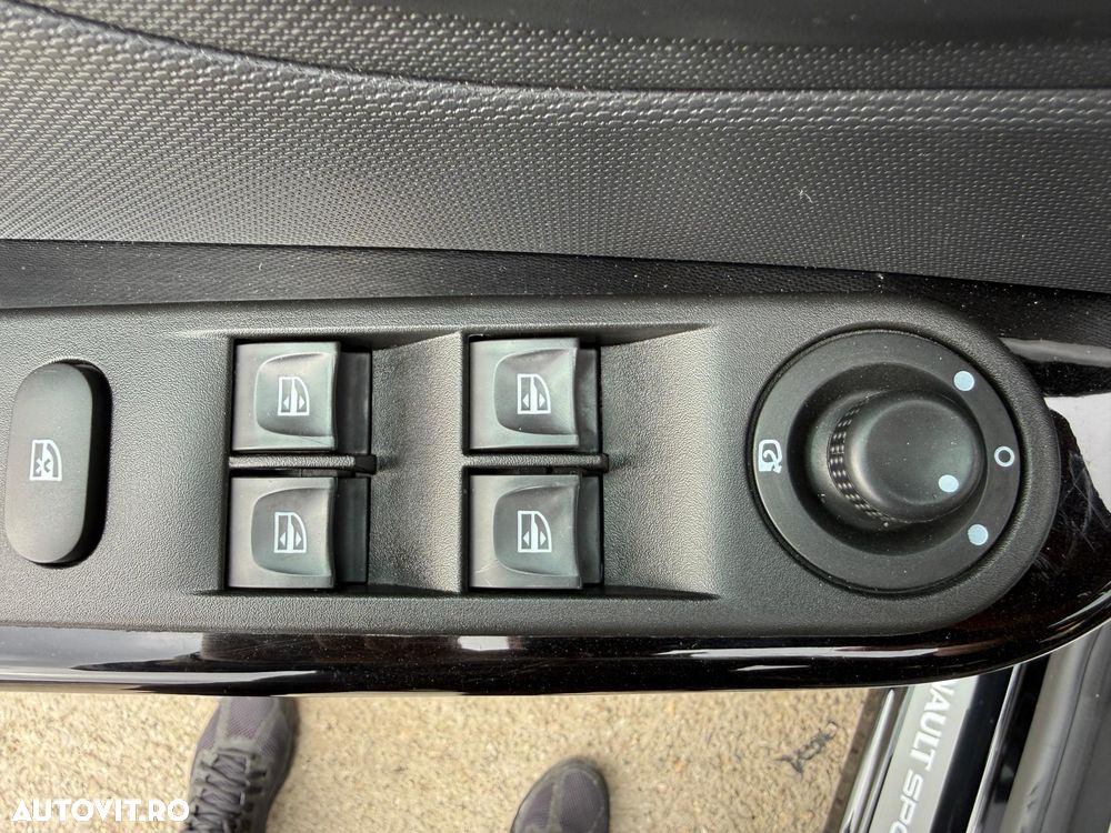 Renault Captur ENERGY TCe 120 EDC Luxe - 15