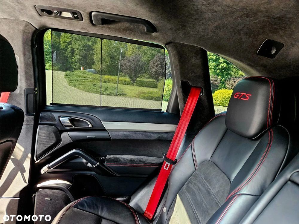 Porsche Cayenne - 37