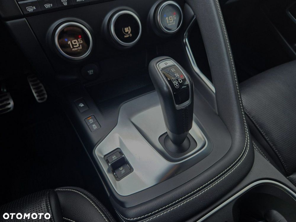 Jaguar E-Pace - 40