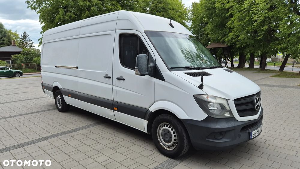 Mercedes-Benz SPRINTER - 11