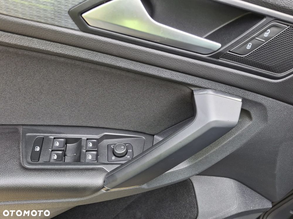 Volkswagen Tiguan 2.0 TDI SCR Life - 19
