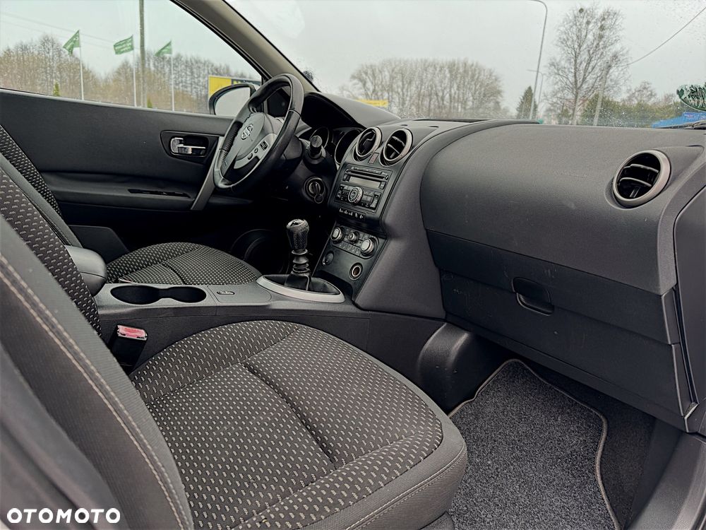 Nissan Qashqai 2.0 dCi DPF acenta - 15
