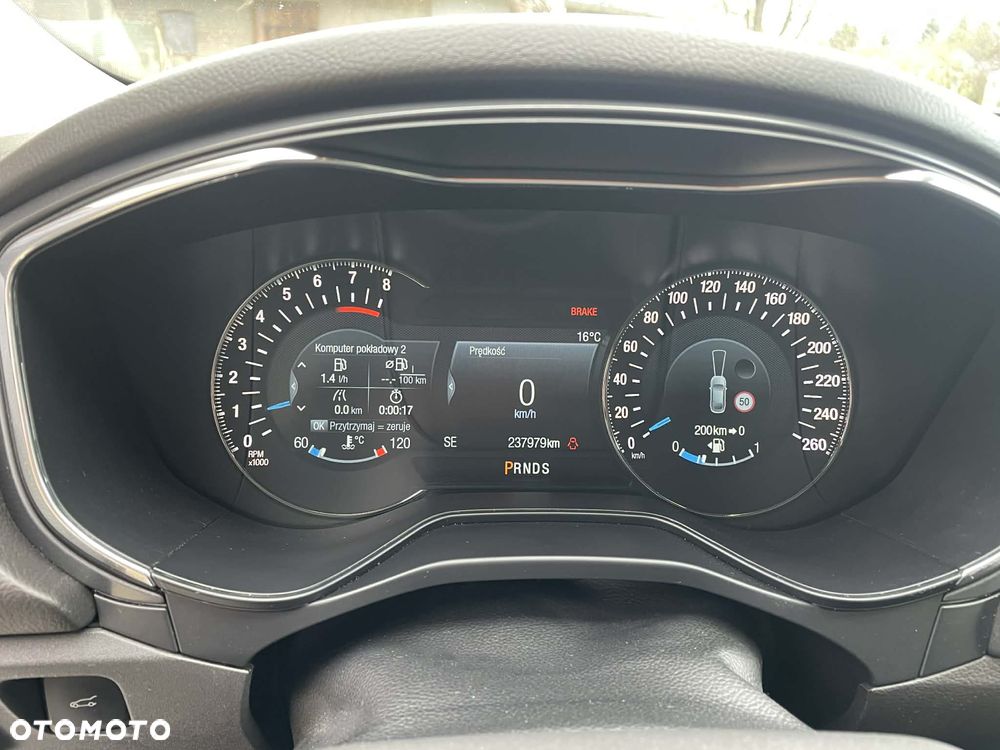 Ford Mondeo 2.0 EcoBoost Titanium - 11