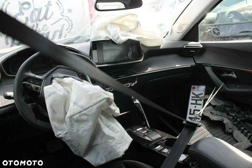 Peugeot 2008 - 7