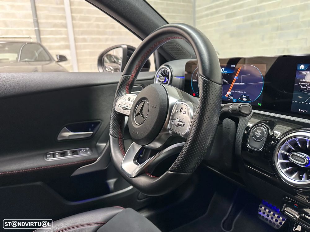 Mercedes-Benz A 250 Limousine e 8G-DCT AMG Line - 42