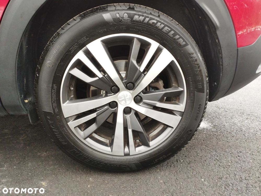 Peugeot 3008 1.5 BlueHDi Allure S&S - 18